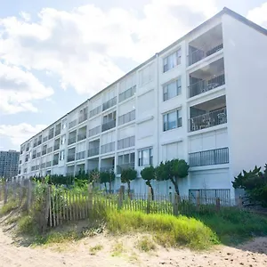  Holiday home Oceanwalk East United States