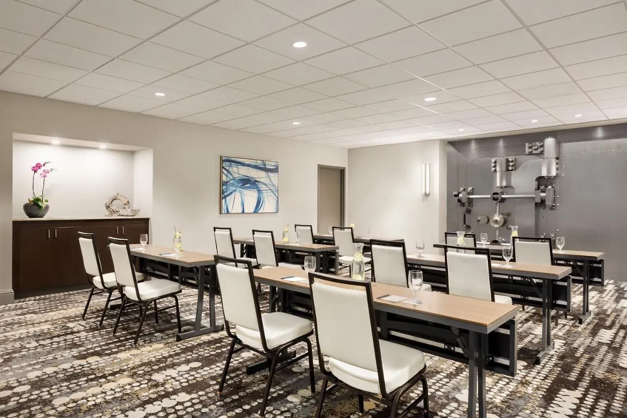 Magnolia Hotel Denver, A Tribute Portfolio Hotel